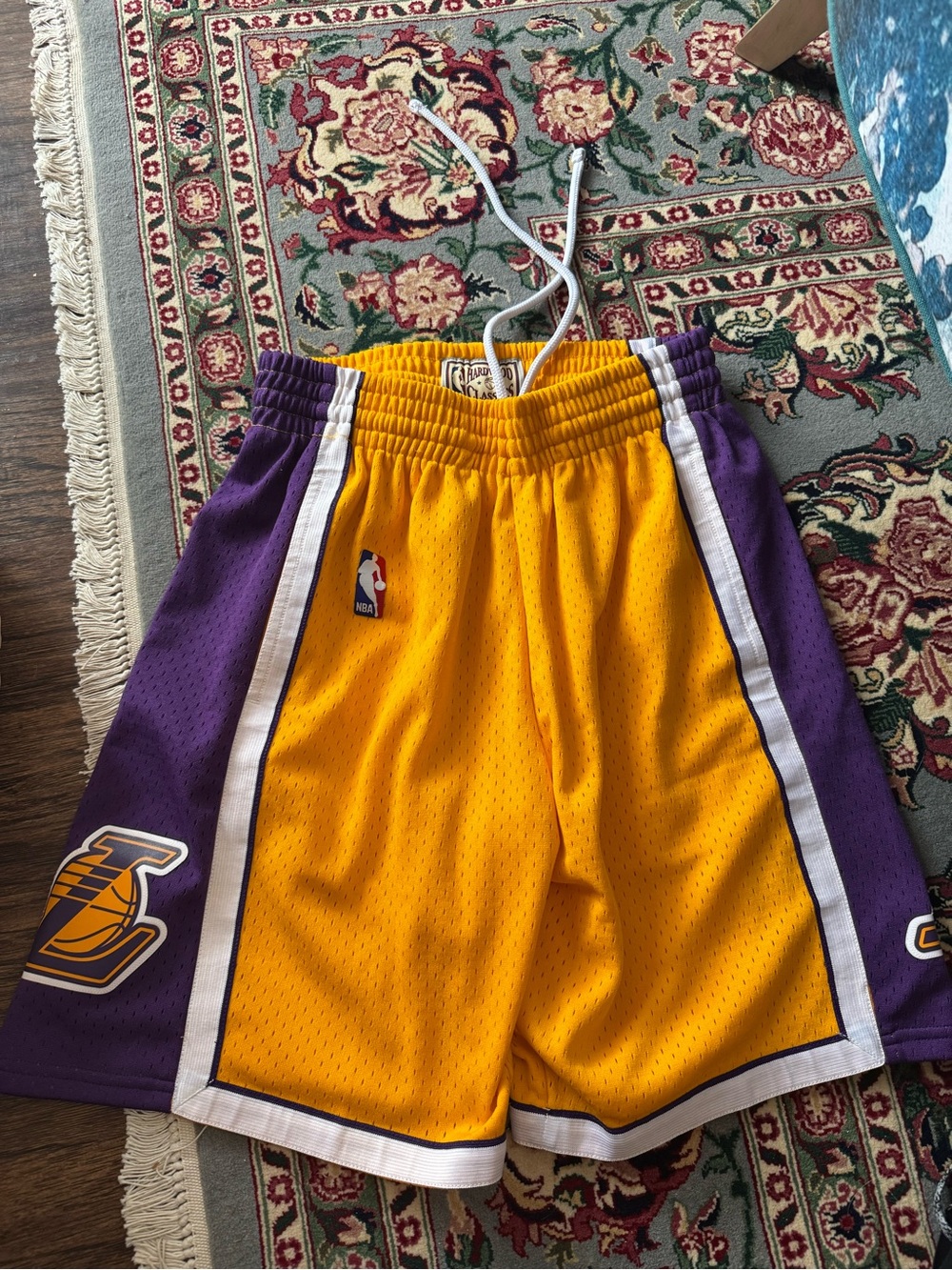 Hardwood Classics Mitchell & Ness Swingman collection bball shorts NWOT